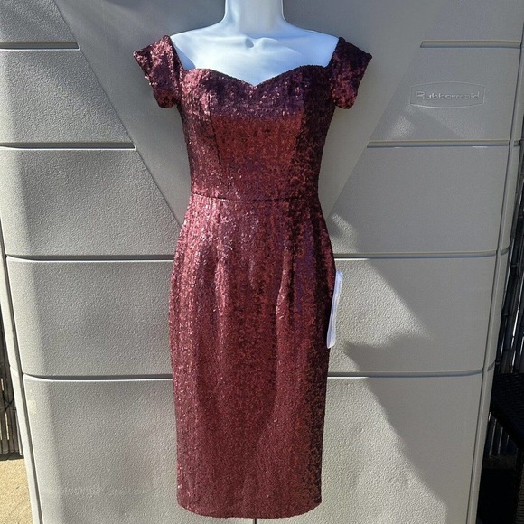 Dress the Population Dresses & Skirts - Dress the Population Jada Sequin Off The Shoulder Sweetheart Ruby Red Dress XS